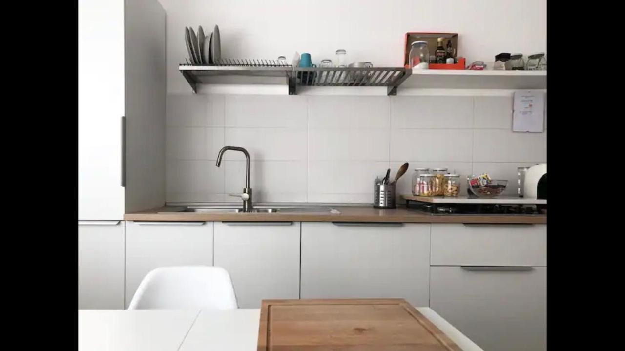 Italien Chic, Camera Con Bagni Condivisi Барі Екстер'єр фото